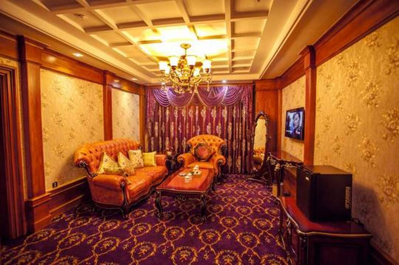 Nurlan Hotel Кашгар Екстер'єр фото